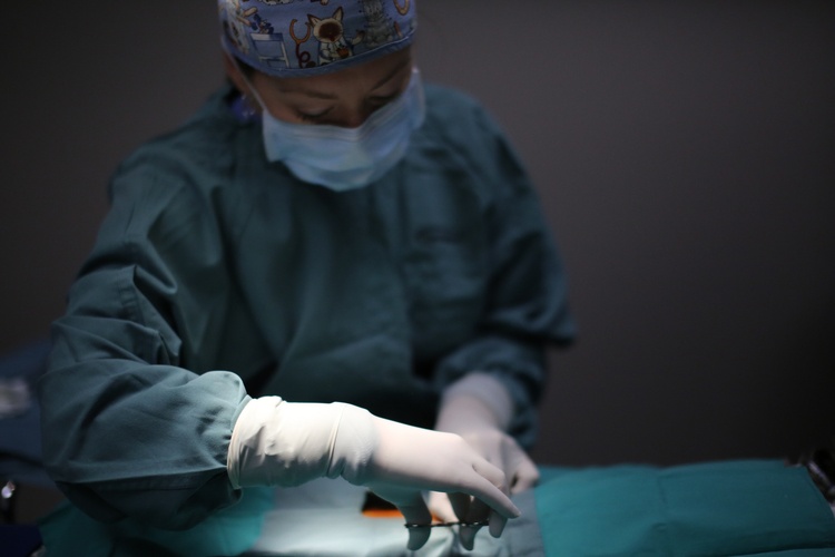 Первая помощь при химических ожогах негашеной известью