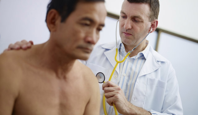 Пневмония мокрота с прожилками крови