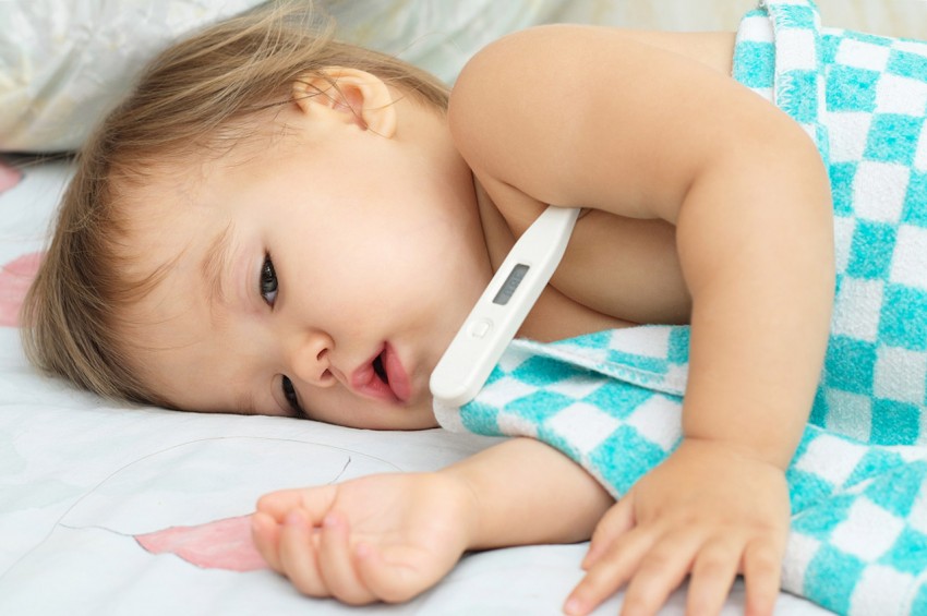 Как выглядит отит у ребенка фото