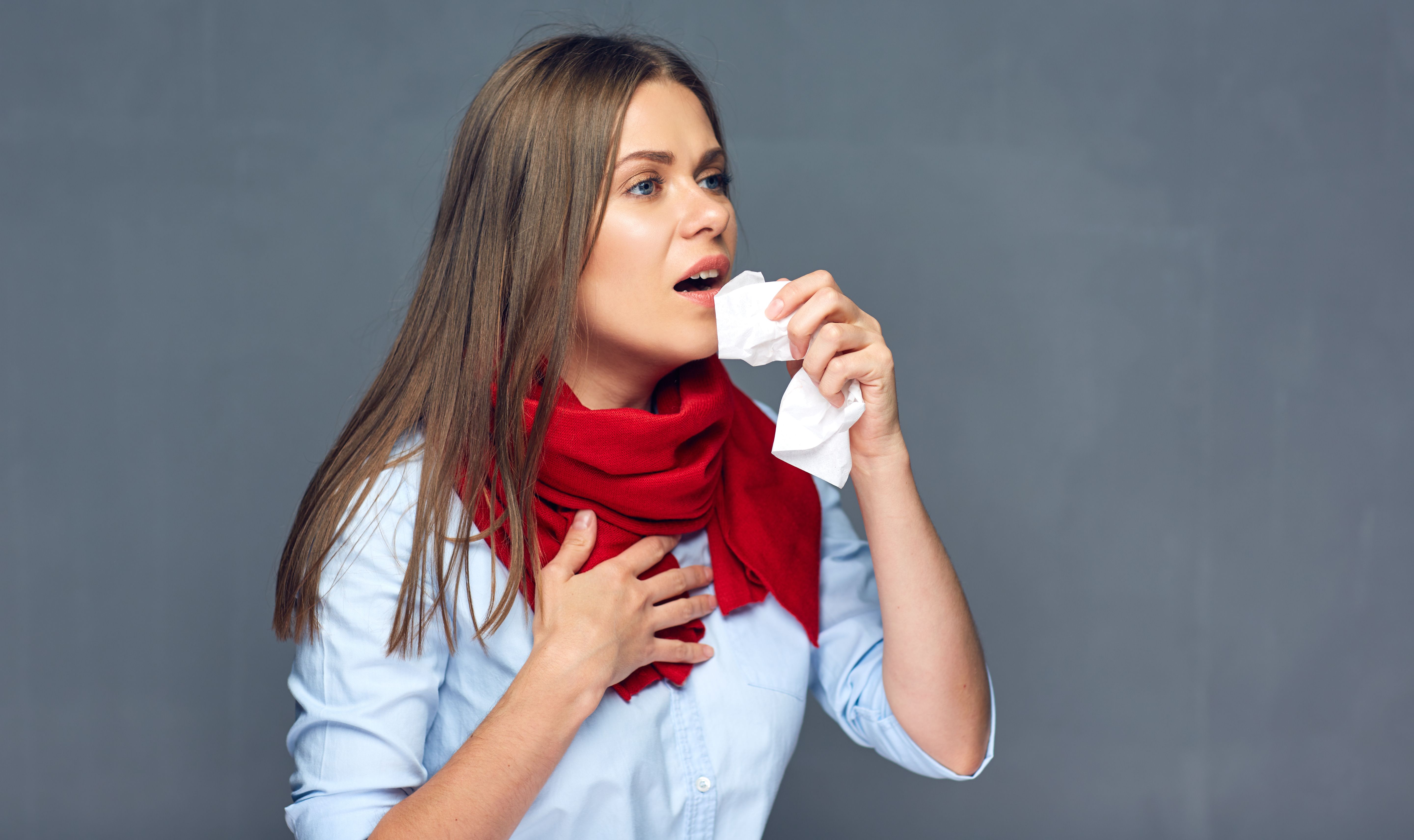 Почему человек потеет при пневмонии